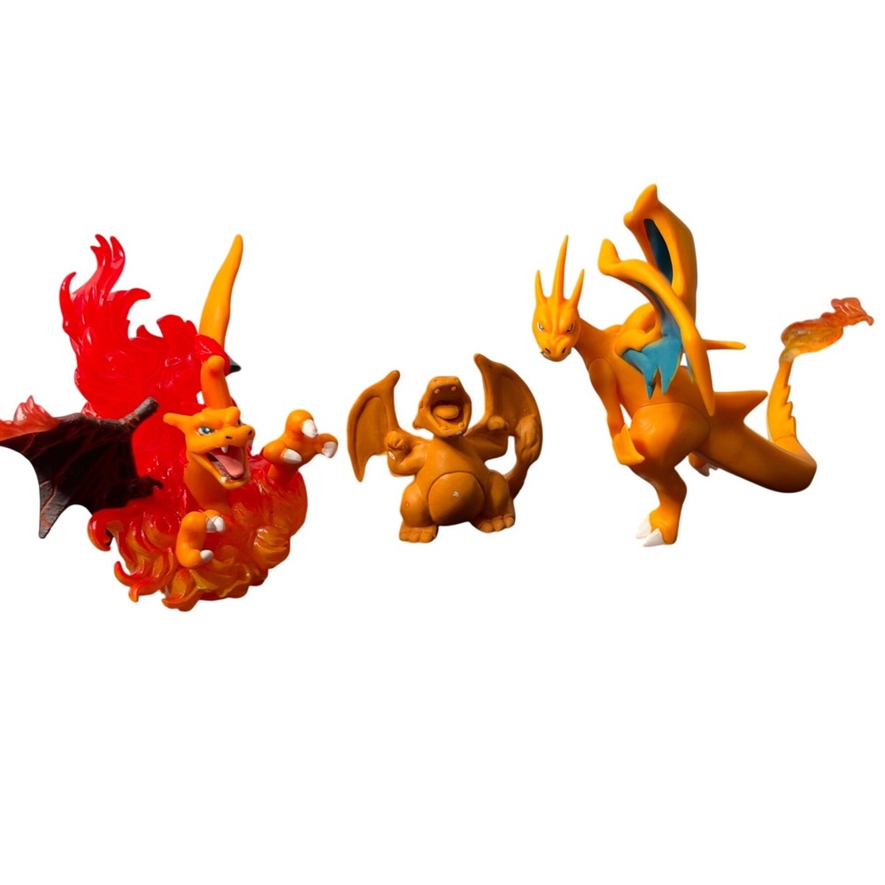 Pokemon Charizard Figure Lot 2016 Flame Effect 1999 Vintage & Large Figure Set